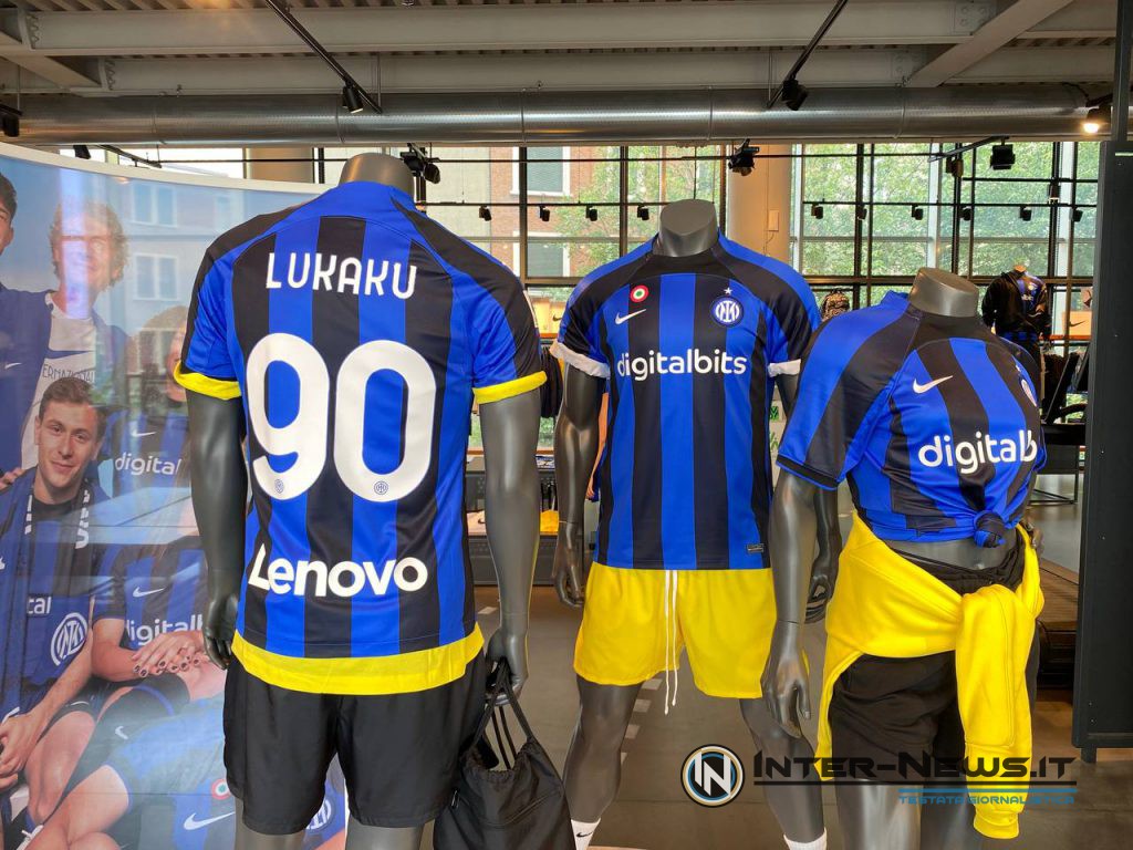 Nuova maglia Inter 2022-2023 (Photo by Roberto Balestracci, copyright Inter-News.it)