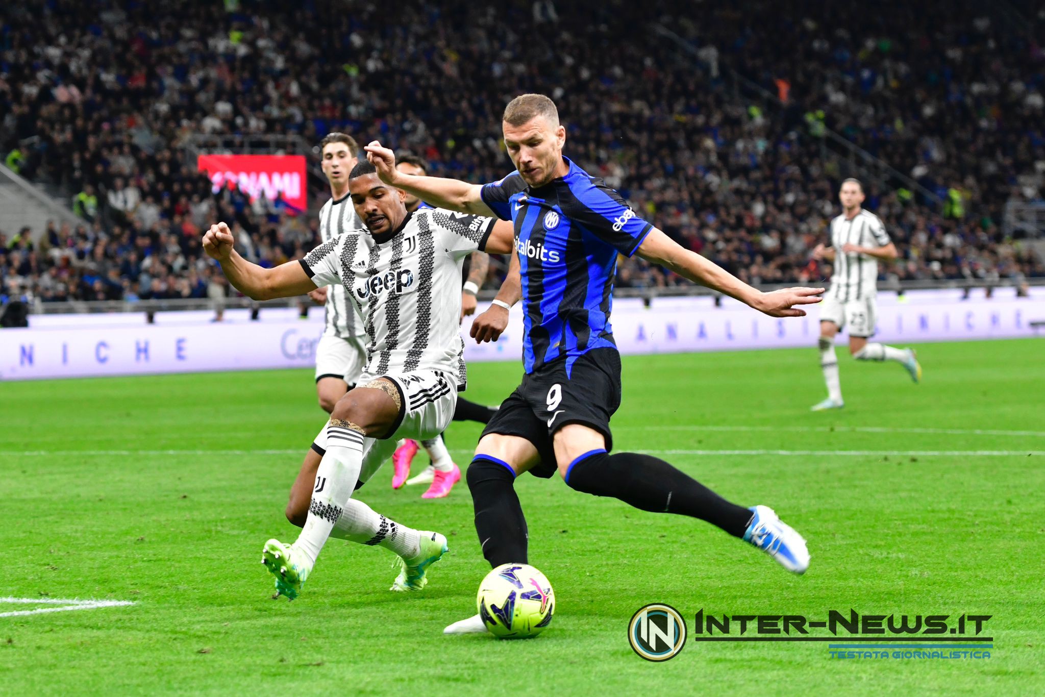 Edin Dzeko Inter Juventus