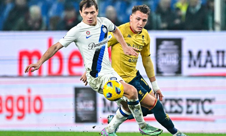 Nicolò Barella e Mateo Retegui in Genoa-Inter