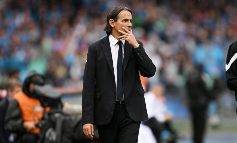 Simone Inzaghi in Napoli-Inter di Serie A (Photo by Francesco Pecoraro/Getty Images via OneFootball)