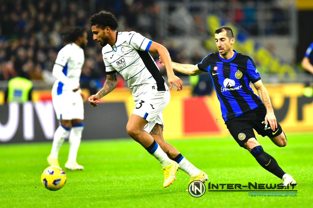 Henrikh Mkhitaryan ed Ederson in Inter-Atalanta (Photo by Tommaso Fimiano/Inter-News.it ©)