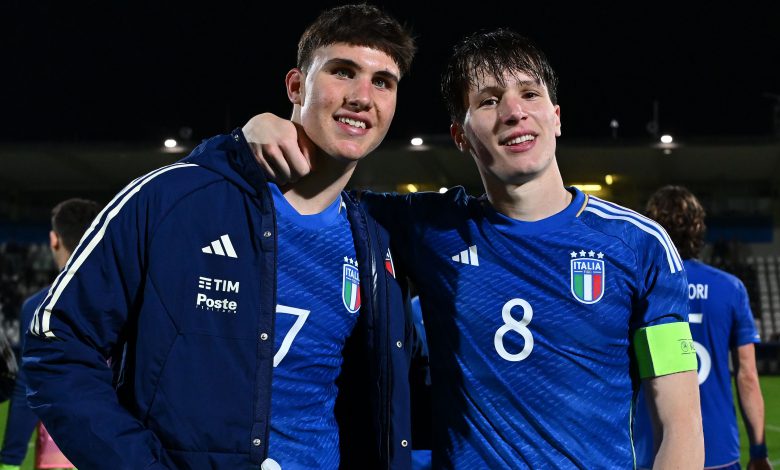 Cesare Casadei e Giovanni Fabbian, scuola Inter in maglia Italia Under-21 (Photo by Alessandro Sabattini/Getty Images via OneFootball)