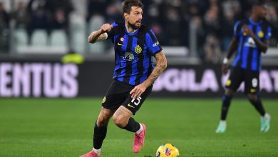 Francesco Acerbi in maglia Inter (Photo by Valerio Pennicino/Getty Images via OneFootball)