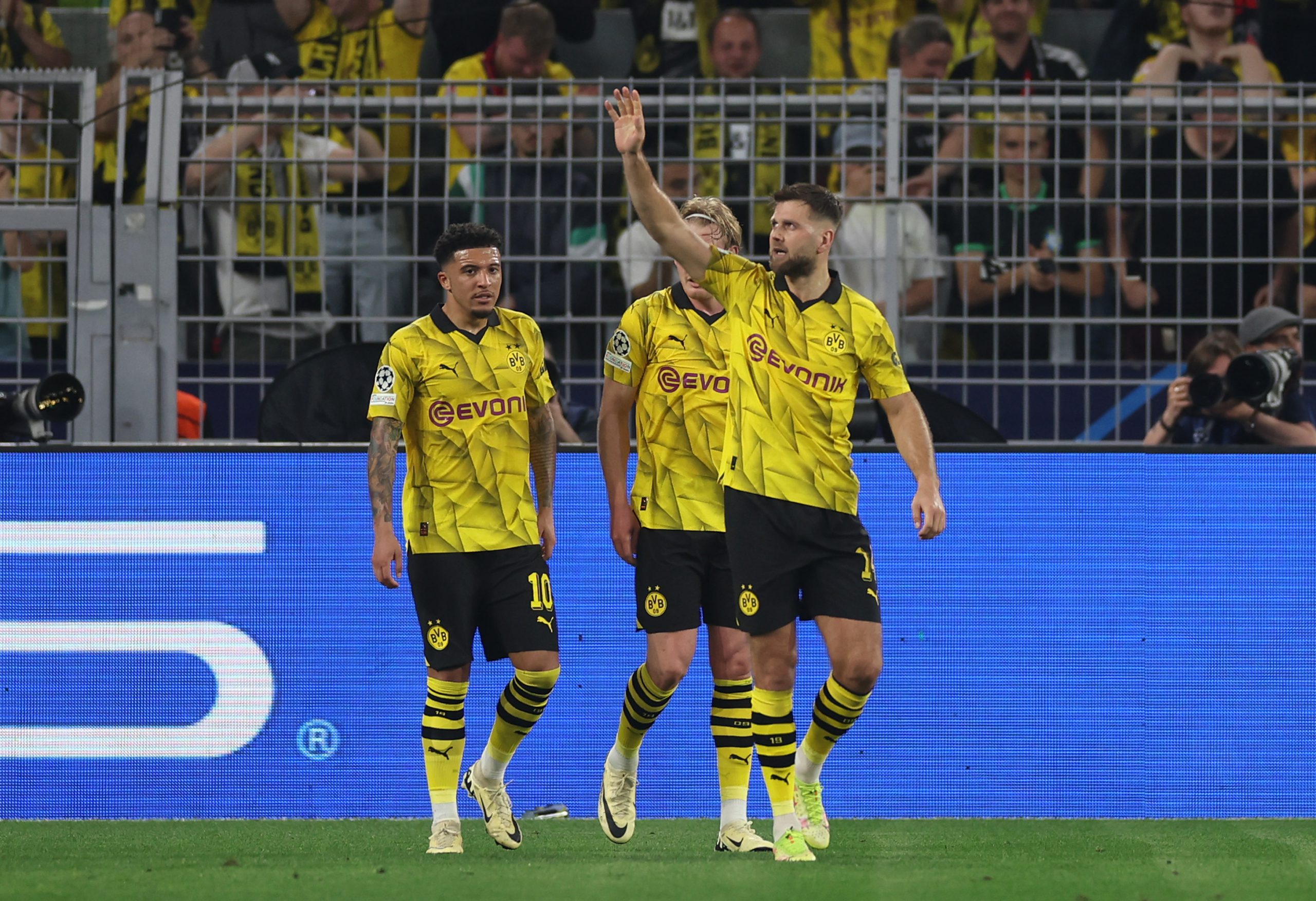 Il Borussia Dortmund vince col PSG! Skriniar trattato da ultimissimo
