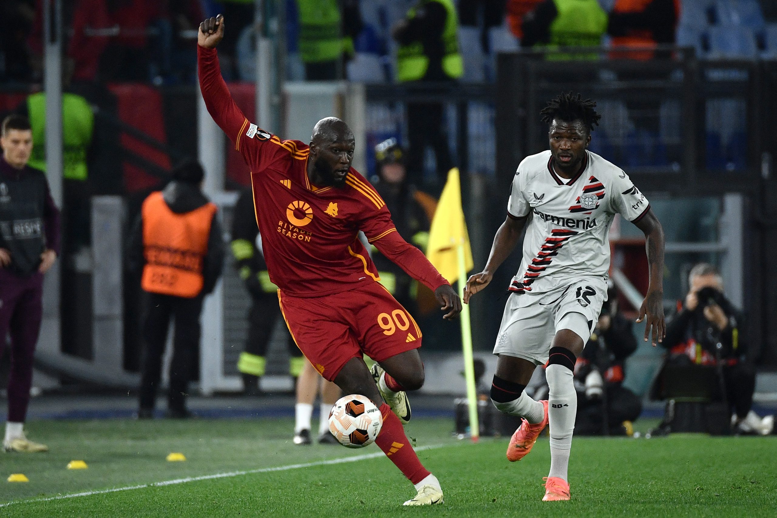 Lukaku fantasma in Europa, Roma battuta dal Bayer Leverkusen