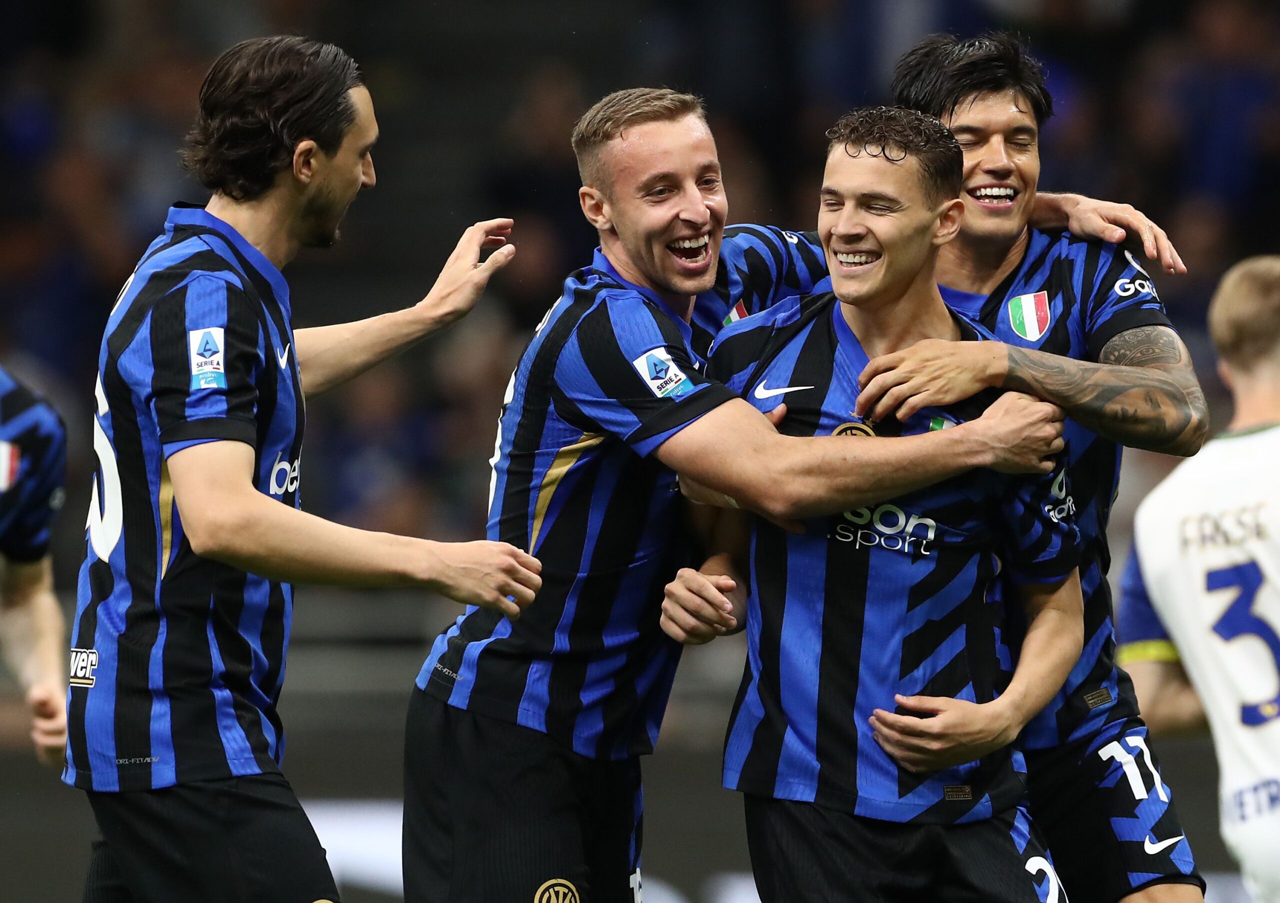 Inter Verona 1 0 al 45?, fin qui ci pensa Asllani dal dischetto! Inter Verona 1 0 al 45?, fin qui ci pensa Asllani dal dischetto!